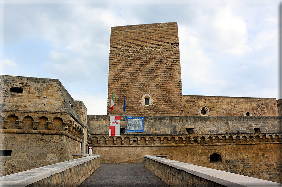 foto Castello Normanno Svevo